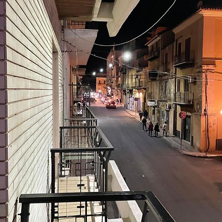 B&B Centrale ジェーラ エクステリア 写真